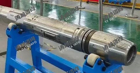 旋转导向工具